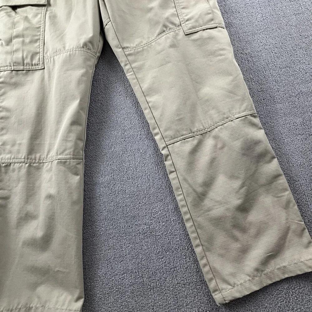 5.11 Tactical Pants Adult Size 30W 32L Tan Cargo Workwear Security Casual Men's